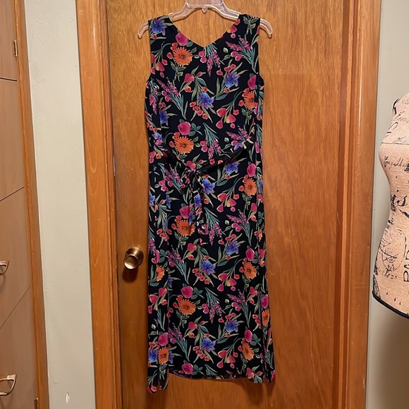 Coldwater Creek Black Floral Fully Lined Sleeveless Dress Size 10P - Picture 4 of 9